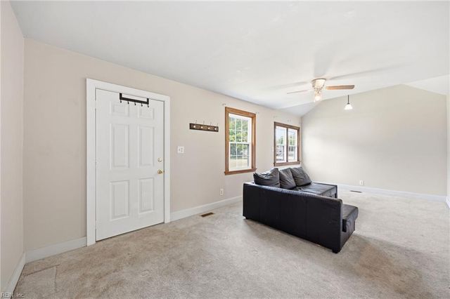 42 Davis Ave AVE, Newport News, VA 23601