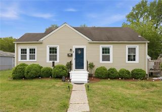 42 Davis Ave AVE, Newport News, VA 23601