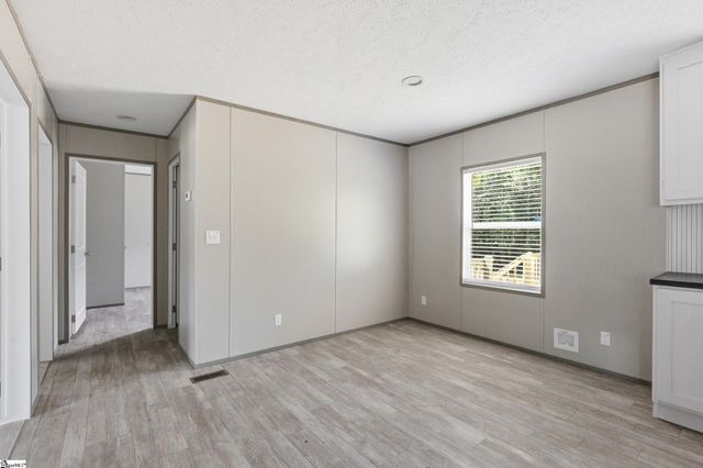 169 B D Johnston Road, Central, SC 29630