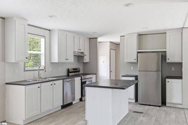 169 B D Johnston Road, Central, SC 29630