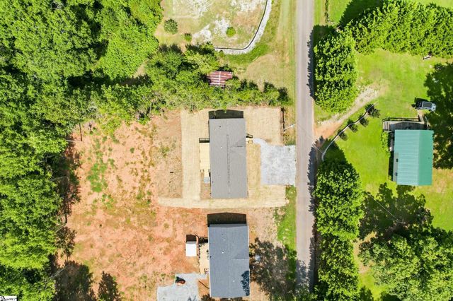 169 B D Johnston Road, Central, SC 29630