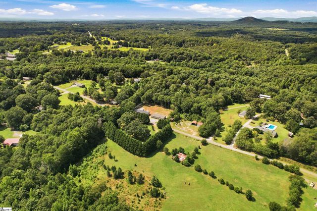 169 B D Johnston Road, Central, SC 29630