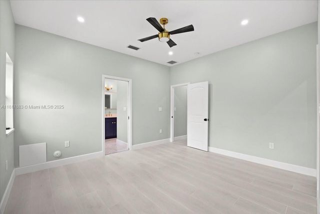 930 34th St, West Palm Beach, FL 33407