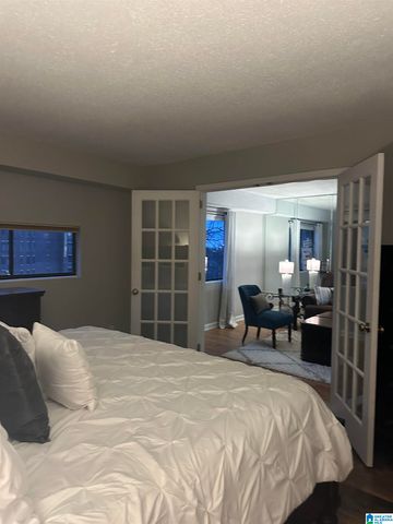 2625 Highland Ave S Apt 402, Birmingham, AL 35205