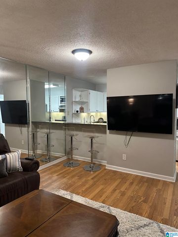 2625 Highland Ave S Apt 402, Birmingham, AL 35205