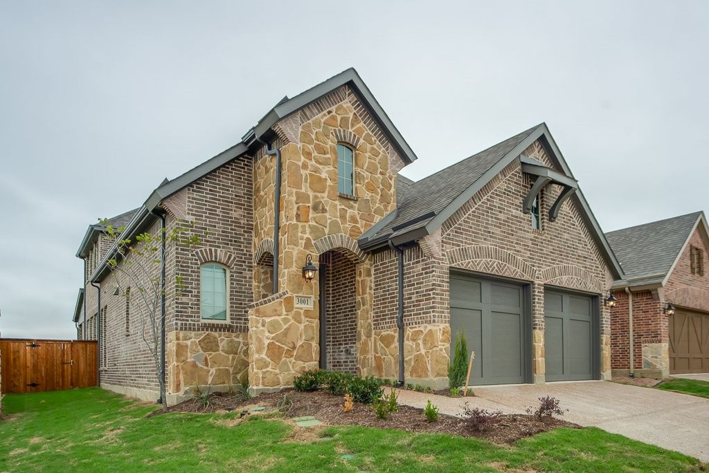 3001 Damsel Sauvage Lane, Lewisville, TX 75056