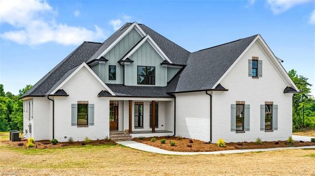 2015 Bob Jessup Drive, Greensboro, NC 27455