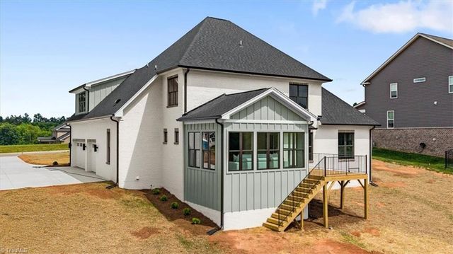 2015 Bob Jessup Drive, Greensboro, NC 27455
