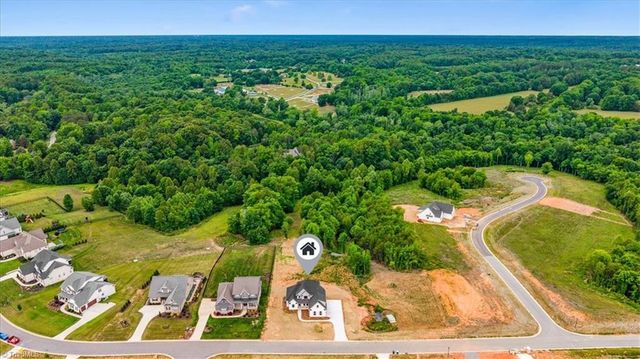 2015 Bob Jessup Drive, Greensboro, NC 27455