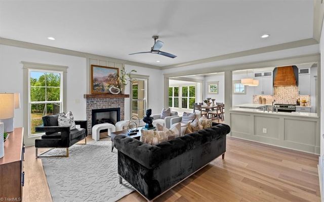 2015 Bob Jessup Drive, Greensboro, NC 27455