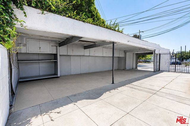493 San Vicente Boulevard, Los Angeles, CA 90019