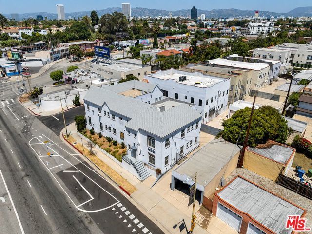 493 San Vicente Boulevard, Los Angeles, CA 90019