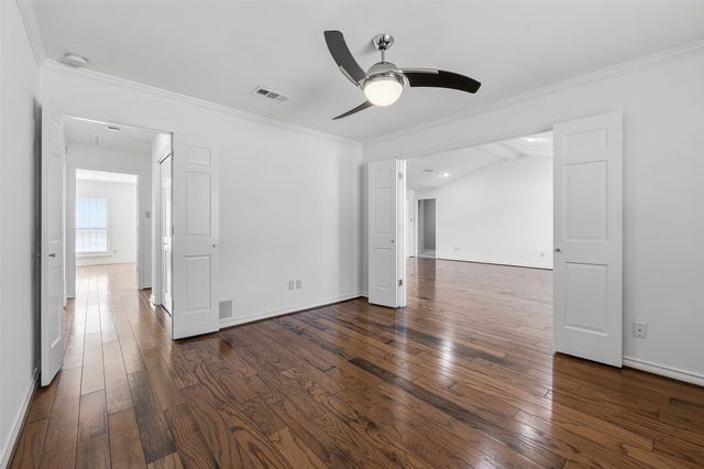 3824 Brookhaven Circle, Fort Worth, TX 76109