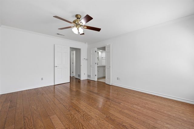 3824 Brookhaven Circle, Fort Worth, TX 76109