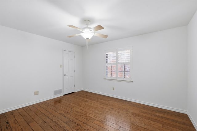 3824 Brookhaven Circle, Fort Worth, TX 76109