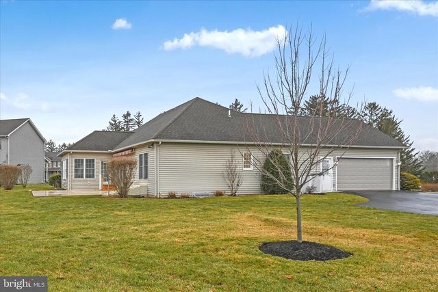 800 VICTORIA LN, Palmyra, PA 17078