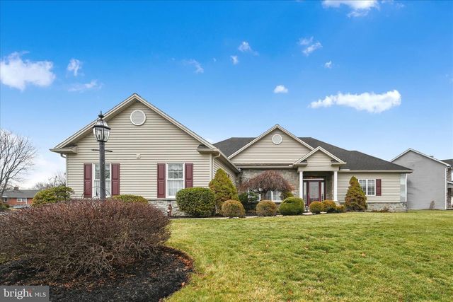 800 VICTORIA LN, Palmyra, PA 17078