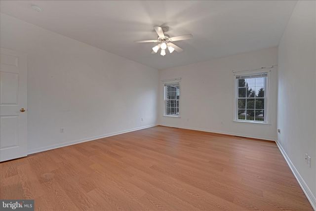 800 VICTORIA LN, Palmyra, PA 17078