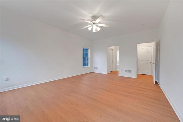 800 VICTORIA LN, Palmyra, PA 17078