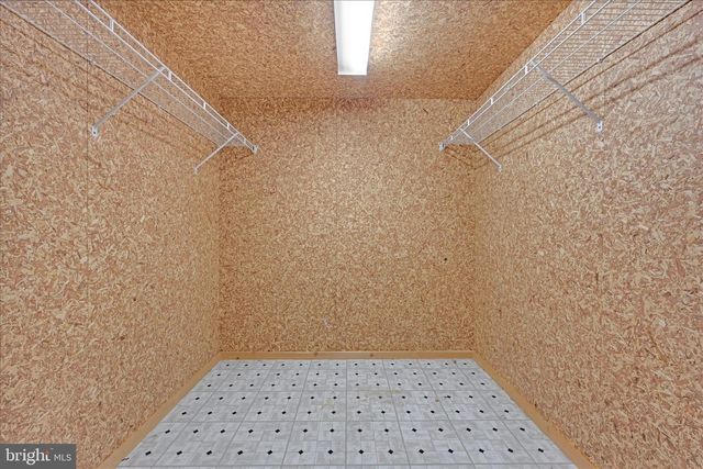 800 VICTORIA LN, Palmyra, PA 17078