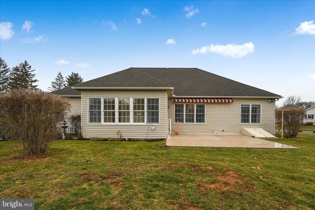 800 VICTORIA LN, Palmyra, PA 17078