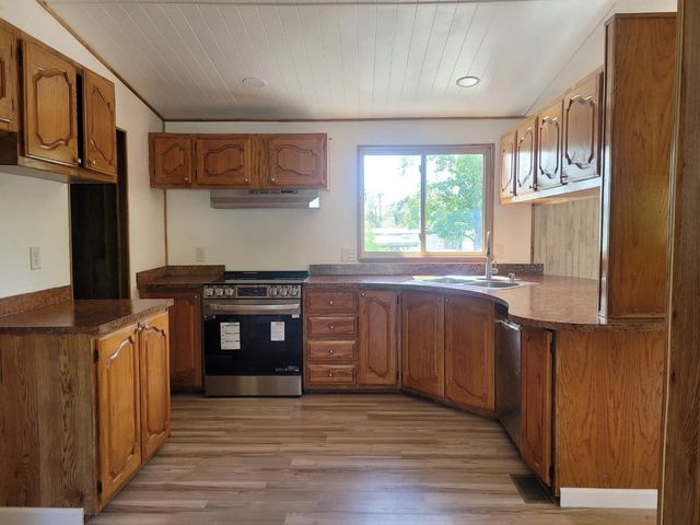 946 Iroqouis Cir, Copperopolis, CA 95228