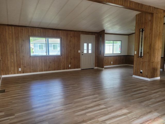 946 Iroqouis Cir, Copperopolis, CA 95228