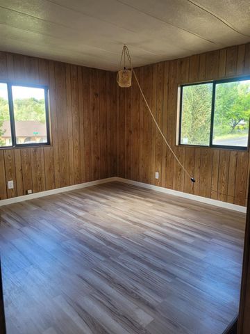 946 Iroqouis Cir, Copperopolis, CA 95228