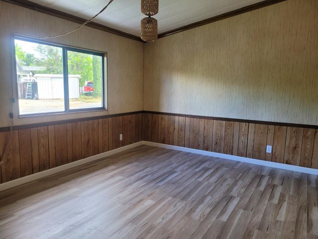 946 Iroqouis Cir, Copperopolis, CA 95228