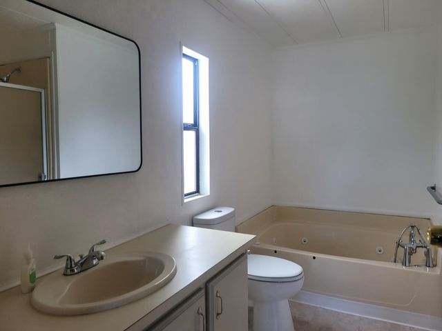 946 Iroqouis Cir, Copperopolis, CA 95228