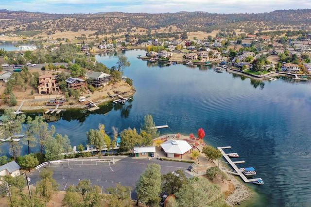 946 Iroqouis Cir, Copperopolis, CA 95228