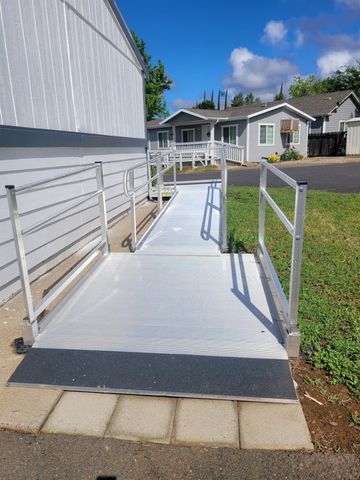 946 Iroqouis Cir, Copperopolis, CA 95228