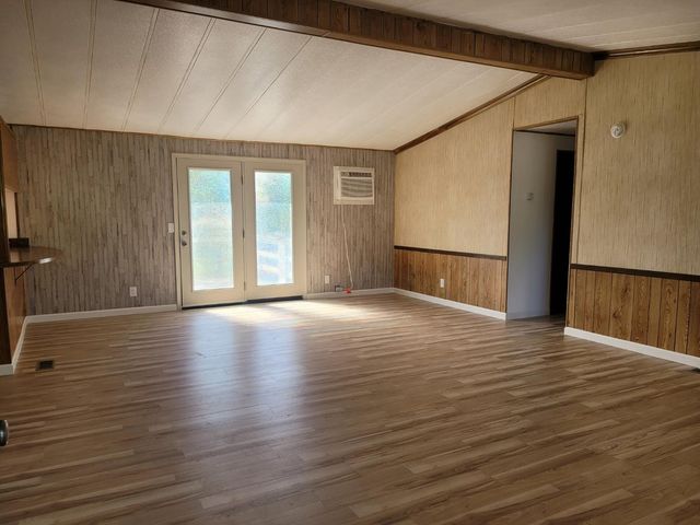 946 Iroqouis Cir, Copperopolis, CA 95228