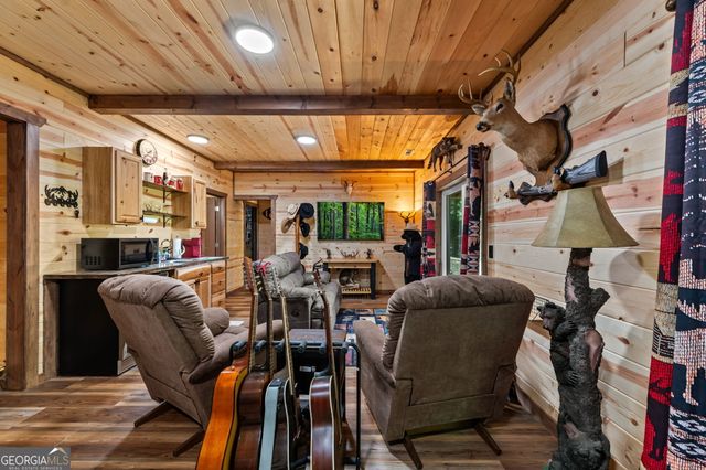 309 Elmwood Circle, Ellijay, GA 30540