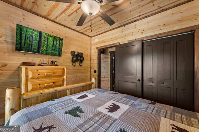309 Elmwood Circle, Ellijay, GA 30540