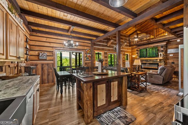309 Elmwood Circle, Ellijay, GA 30540