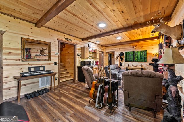 309 Elmwood Circle, Ellijay, GA 30540