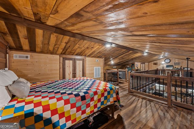 309 Elmwood Circle, Ellijay, GA 30540