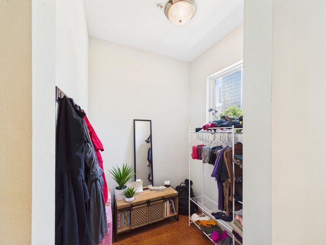 300 St Joseph Parkway 114, Houston, TX 77002