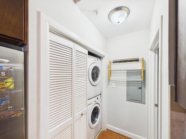 300 St Joseph Parkway 114, Houston, TX 77002