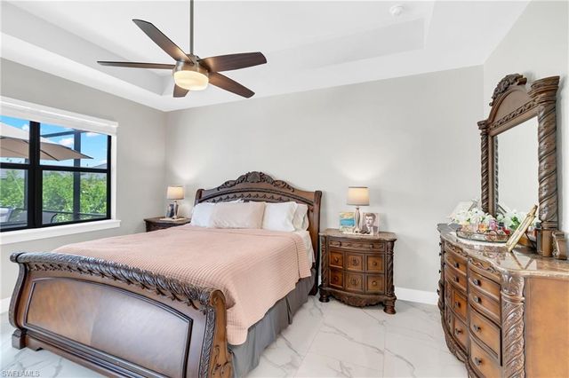 2827 SW 32nd ST, Cape Coral, FL 33914