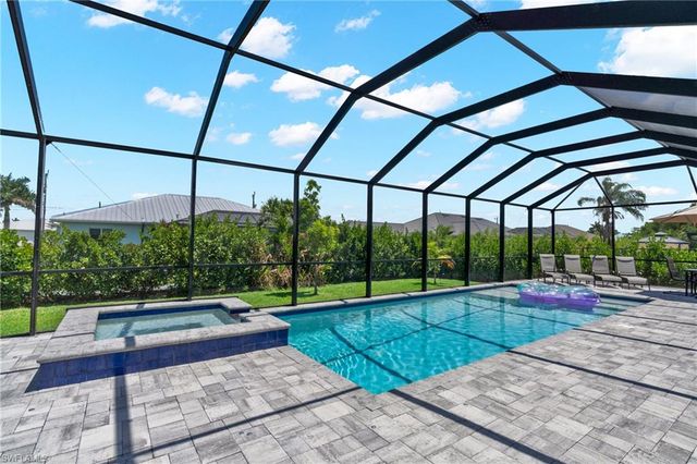 2827 SW 32nd ST, Cape Coral, FL 33914