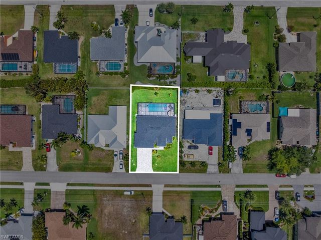 2827 SW 32nd ST, Cape Coral, FL 33914