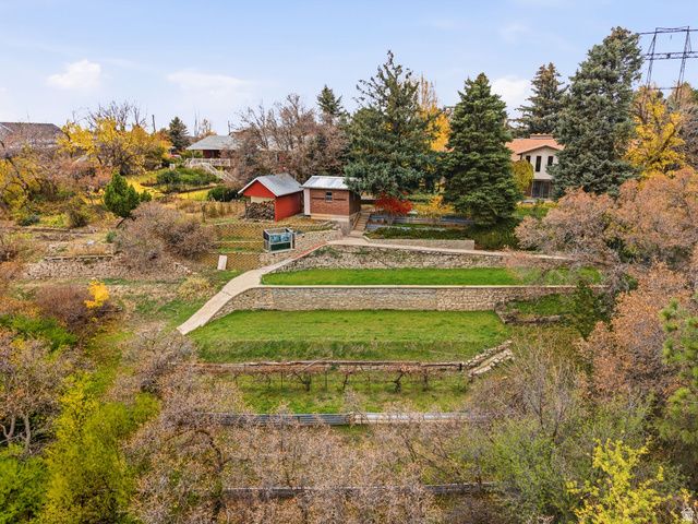 2702 E OAK HILLS DR, Layton, UT 84040