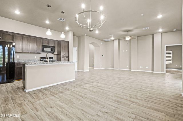 12020 Silent Place Court, Socorro, TX 79927