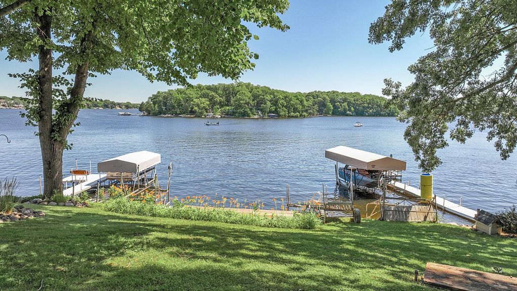 3158 Butternut Circle NW, Prior Lake, MN 55372