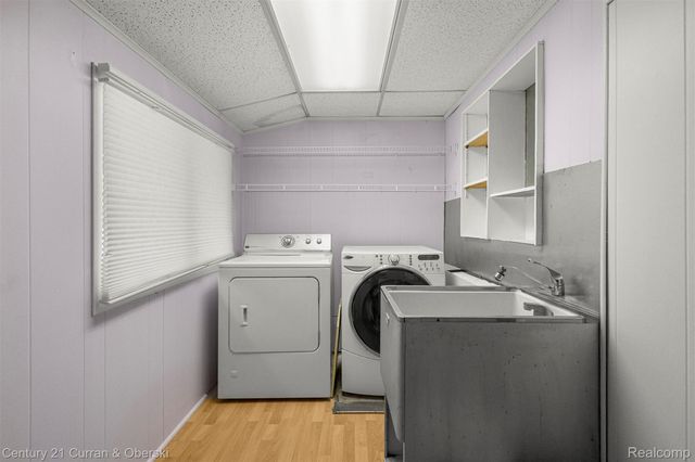 30150 Beechwood Street, Garden City, MI 48135