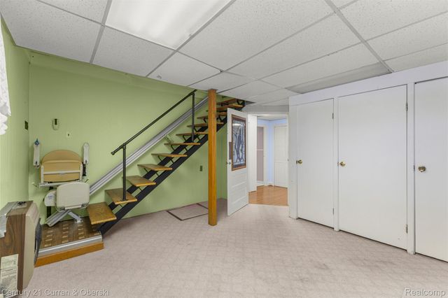 30150 Beechwood Street, Garden City, MI 48135