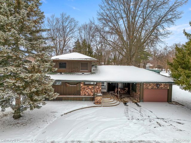 30150 Beechwood Street, Garden City, MI 48135