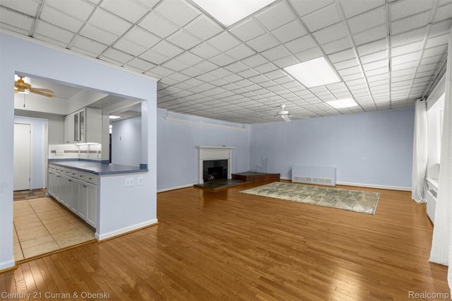 30150 Beechwood Street, Garden City, MI 48135